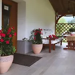 Casa de hóspedes Apartments-rooms Kocijancic 3*