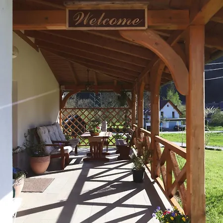 Guest house Apartments-rooms Kocijancic 3*