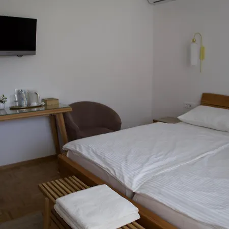 Apartments-rooms Kocijancic 3*