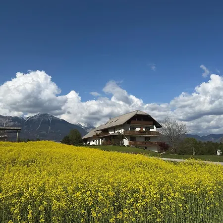 Pensionat Apartments-rooms Kocijancic 3*