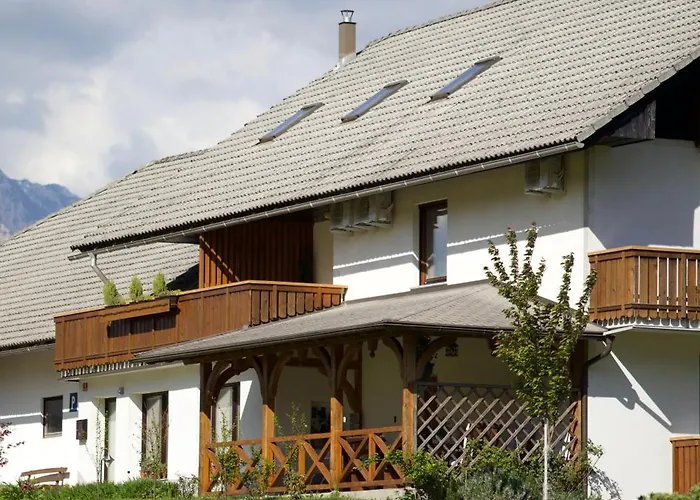 Apartments-rooms Kocijancic Hiša za goste Bled